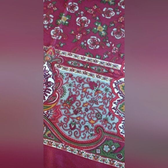 Vintage 💯 Silk Scarf William Morris Style Paisley Red & Gold - Picture 13 of 16